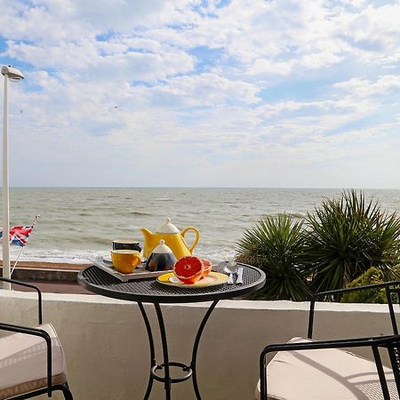 Seashore Apartment Sandgate Luaran gambar